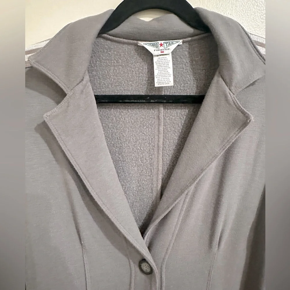 Hard Tail Button Up - Picture 3 of 5